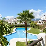 Apartmán Sunset Seaview Corner With Pool - Happy