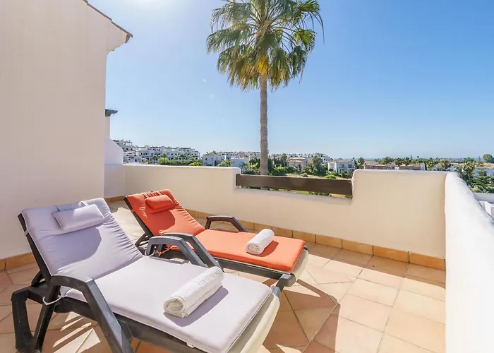 Апартаменты Sunset Seaview Corner With Pool - Happy *