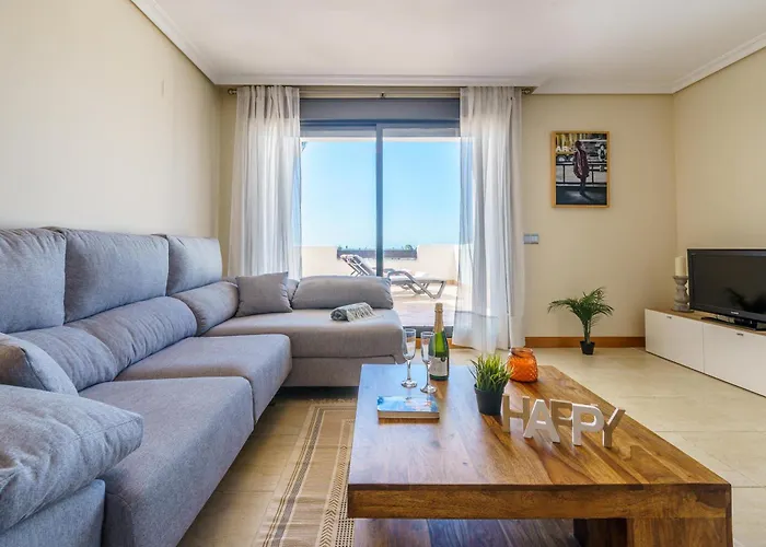 Sunset Seaview Corner With Pool - Happy Эстепона